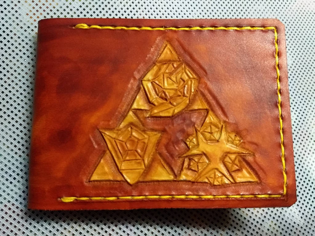 Triforce and Holy Relics -Tan Brown - leather wallet- Leather Bifold Wallet - Handcrafted Legend of Zelda Wallet - Link Wallet