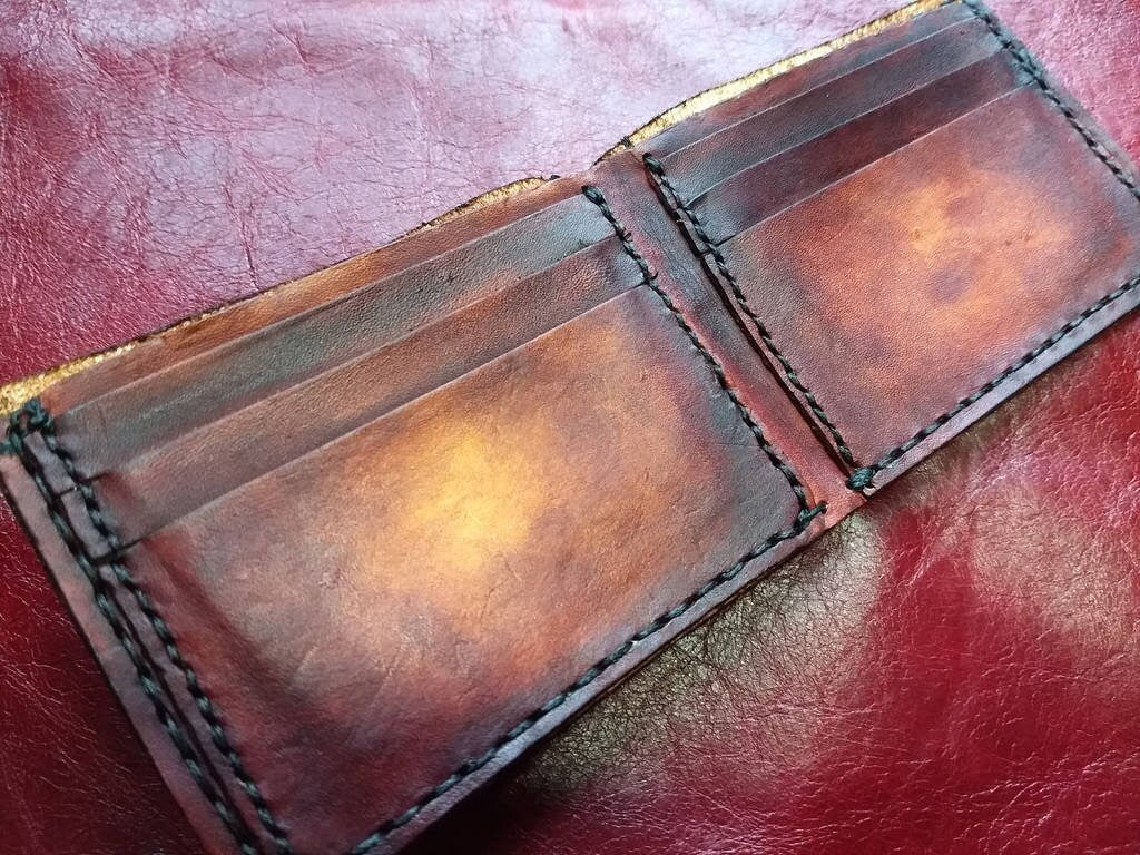 Gentlemans Business wallet - formal - slim real leather wallet- executive Leather Bifold Wallet - Victoriana -