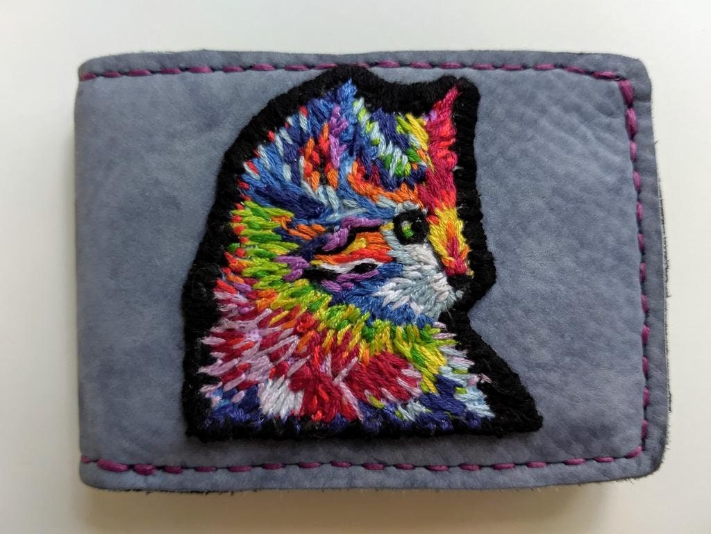 Radiant kitten - Embroidery - Leather Bifold Wallet - Handcrafted -