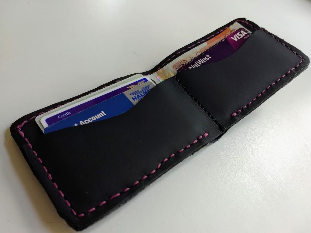 Radiant kitten - Embroidery - Leather Bifold Wallet - Handcrafted -