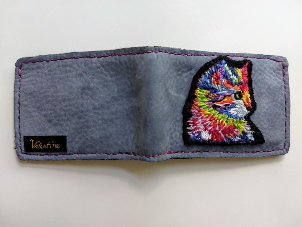 Radiant kitten - Embroidery - Leather Bifold Wallet - Handcrafted -