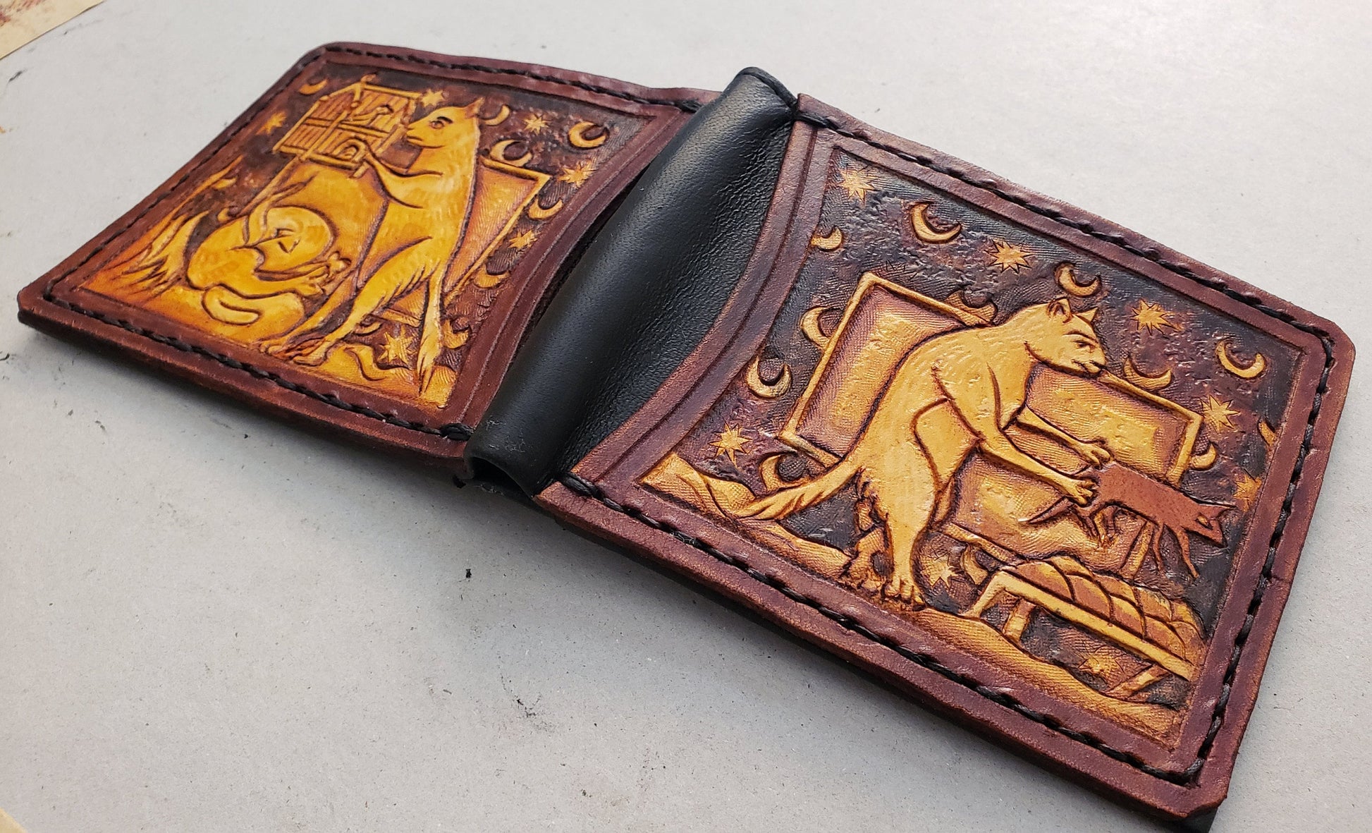 Marginalia medieval cats - leather wallet- Dark Brown and ivory colour - Leather Bifold Wallet - Handcrafted