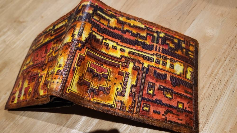 Links Awakening retro map wallet- hand carved leather wallet- Leather Bifold Wallet - Handcrafted Legend of Zelda Wallet - Link Wallet