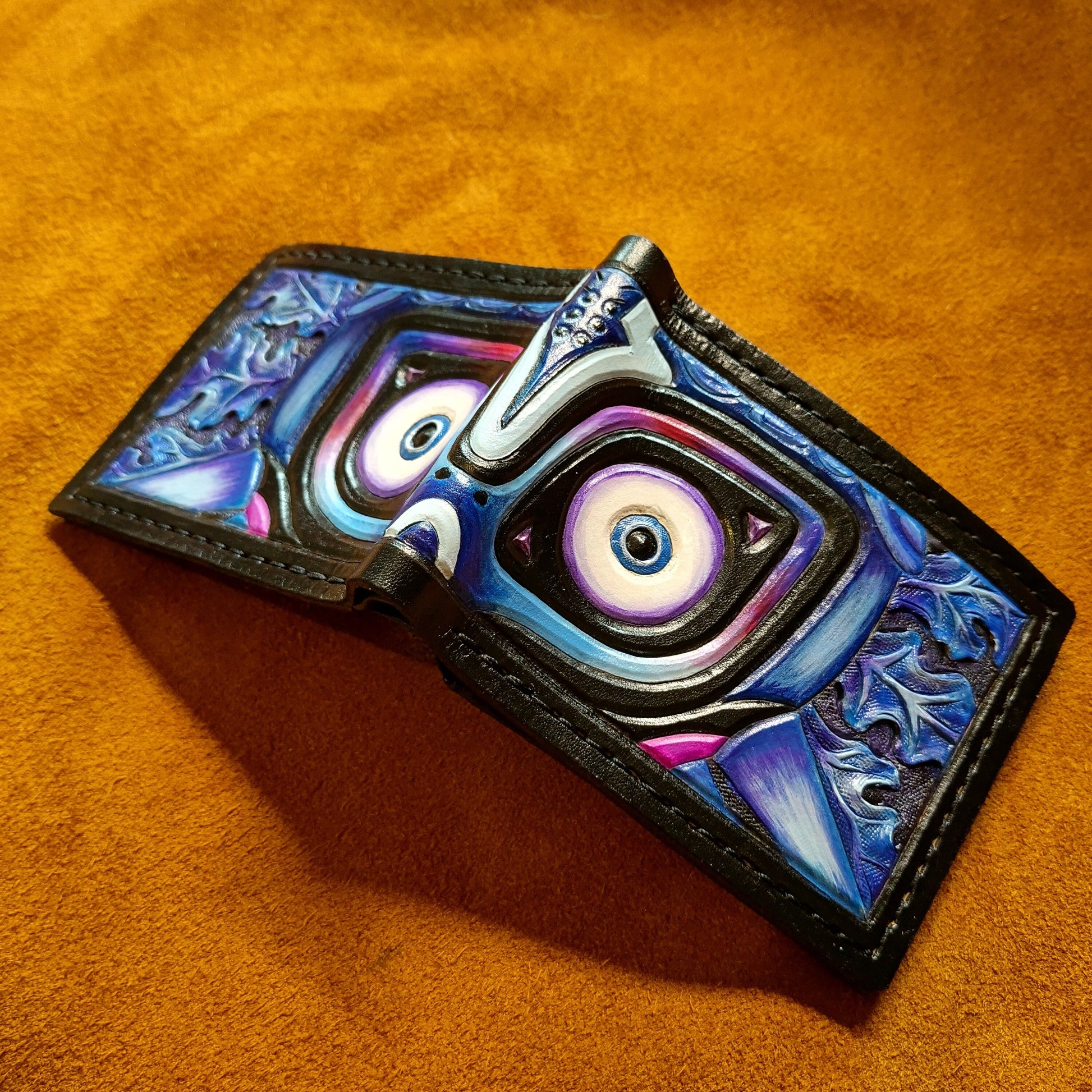 Revealing Skull Kid - Nocturne version - Majoras Mask leather wallet- - Leather Bifold Wallet - Handcrafted Legend of Zelda Wallet -