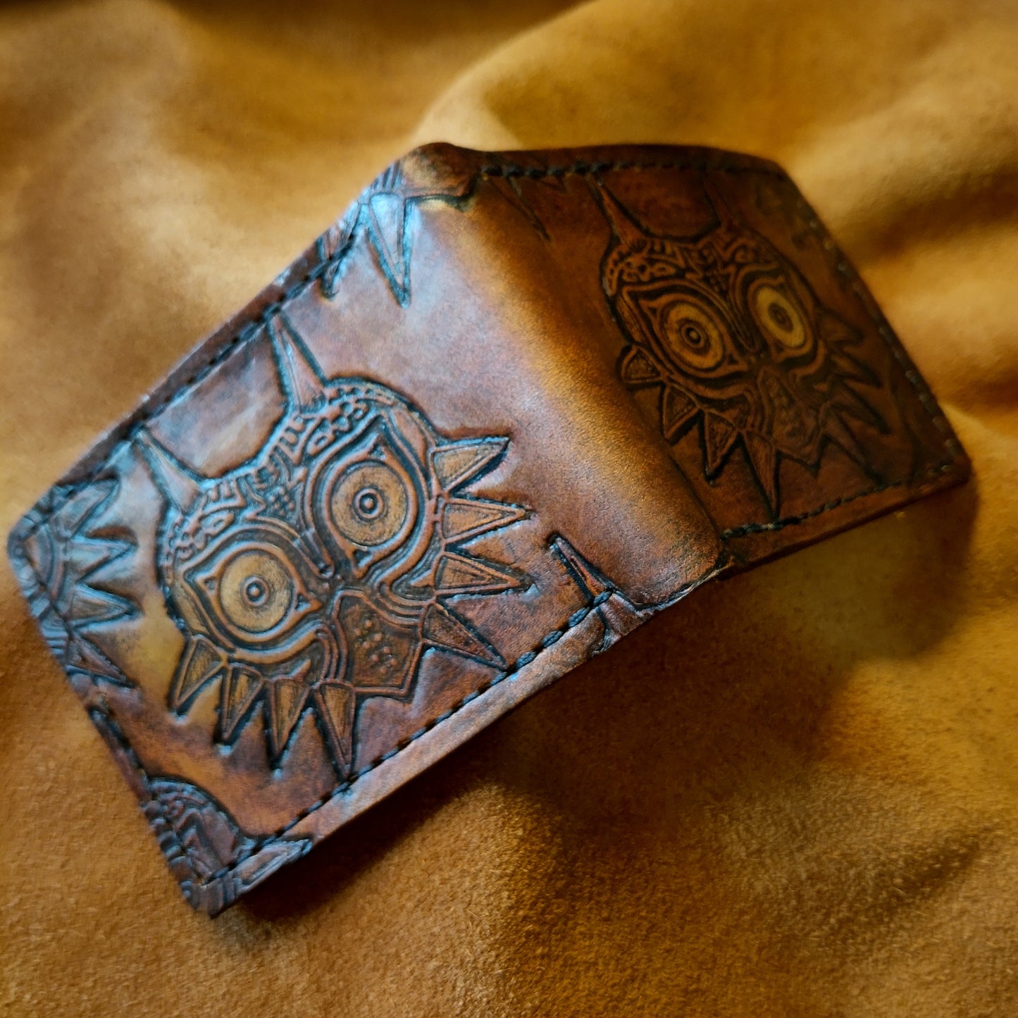 Knightmare Majora leather wallet- Leather Bifold Wallet - Handcrafted Legend of Zelda Wallet - Link Wallet