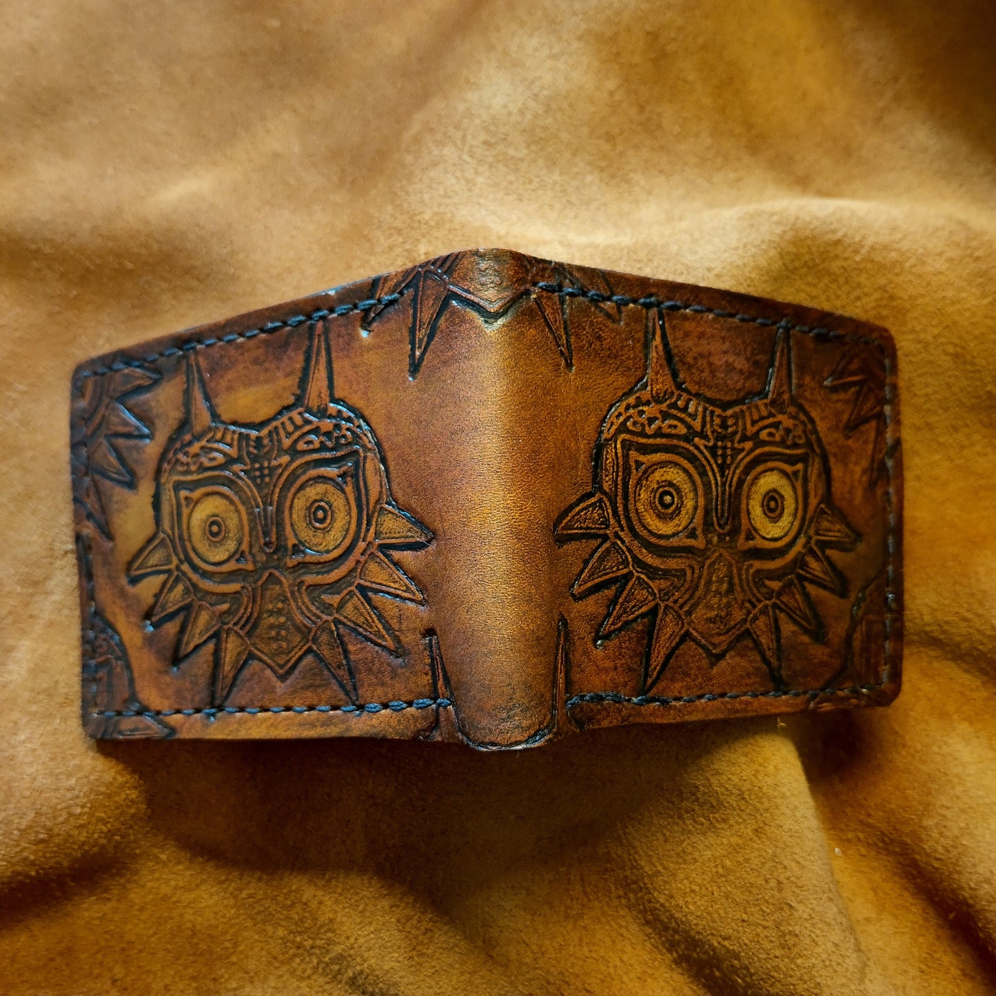 Knightmare Majora leather wallet- Leather Bifold Wallet - Handcrafted Legend of Zelda Wallet - Link Wallet