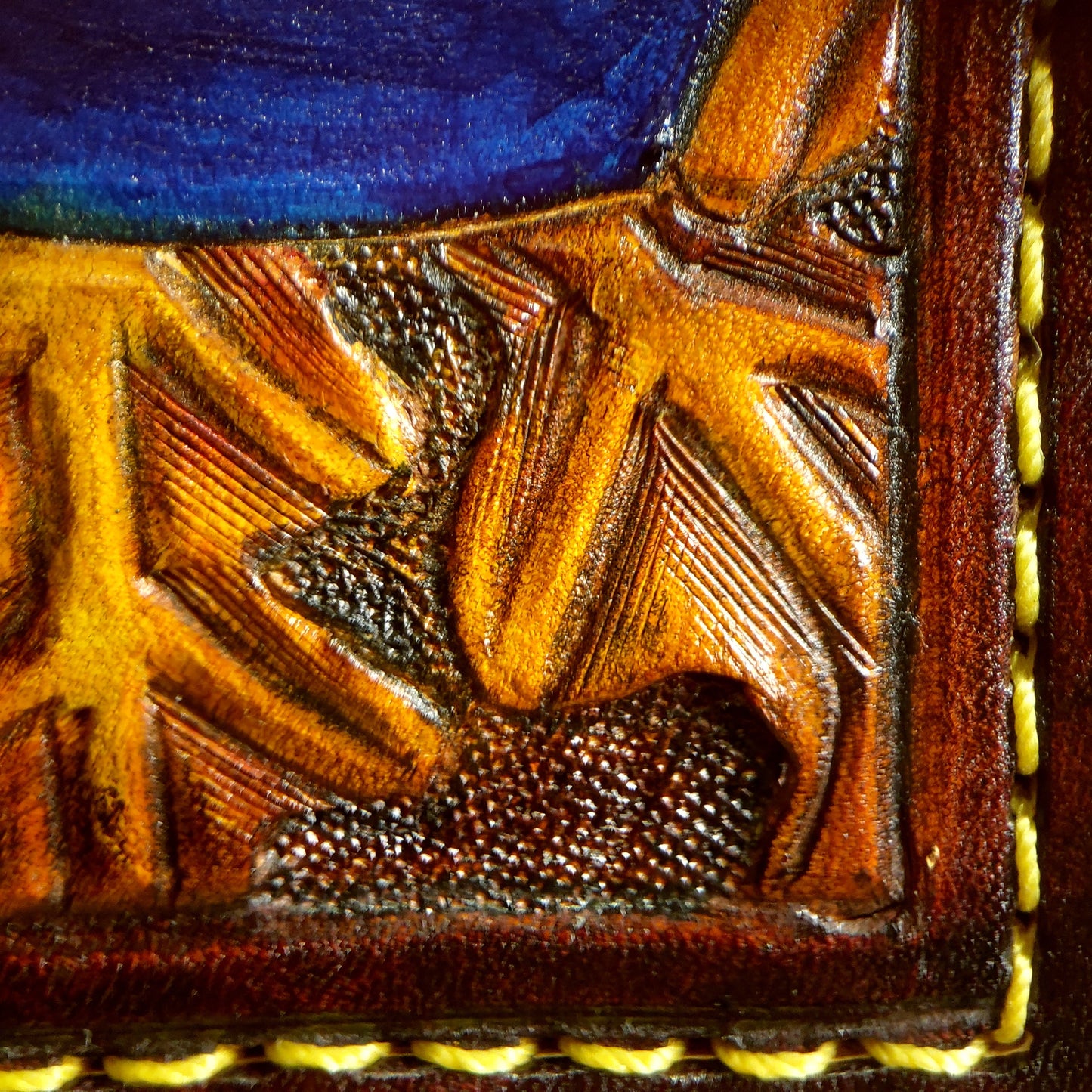 Revealing Skull Kid Majoras Mask leather wallet- - Leather Bifold Wallet - Handcrafted Legend of Zelda Wallet -
