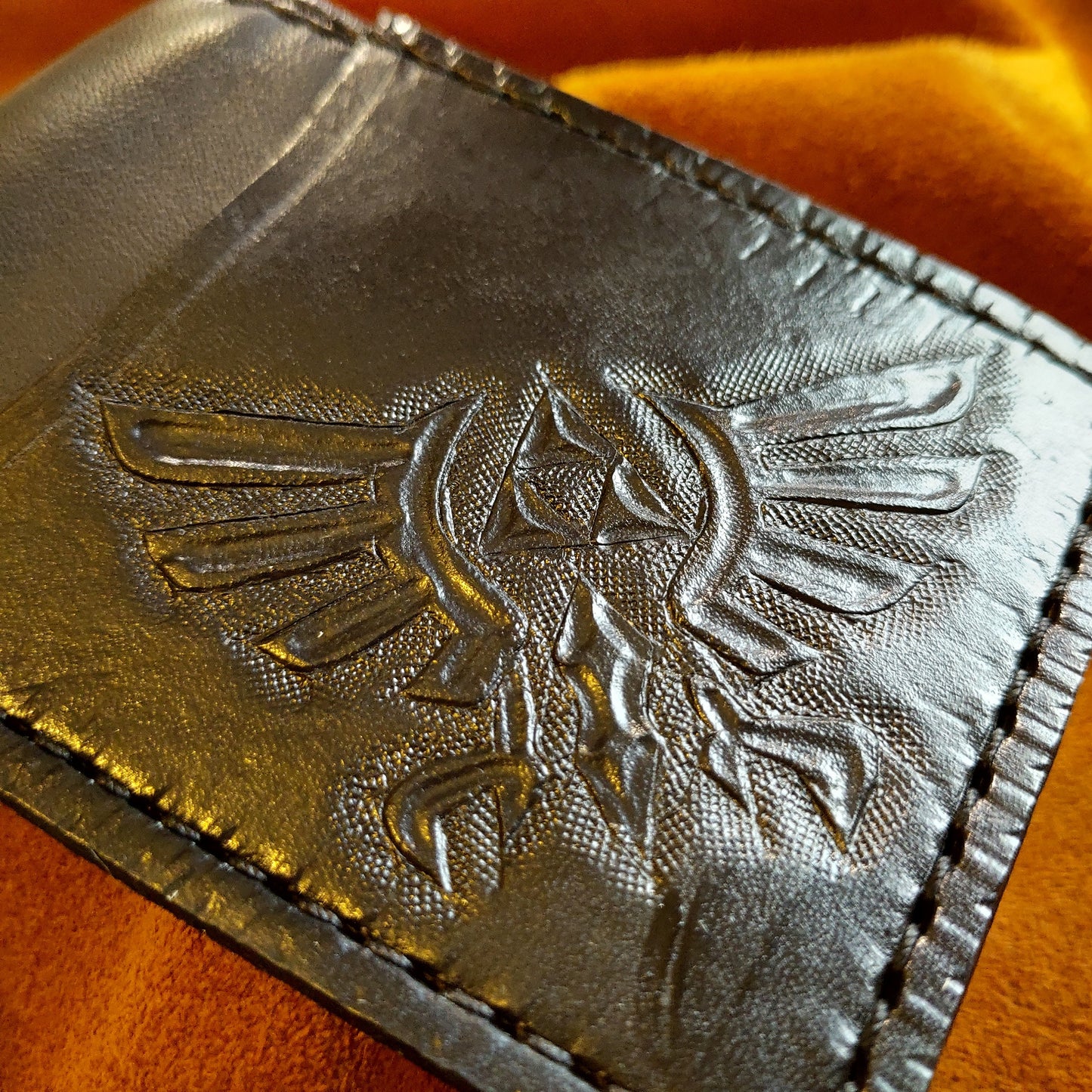 Double Hyrule Crest leather wallet- Leather Bifold Wallet - Handcrafted Legend of Zelda Wallet - Link Wallet