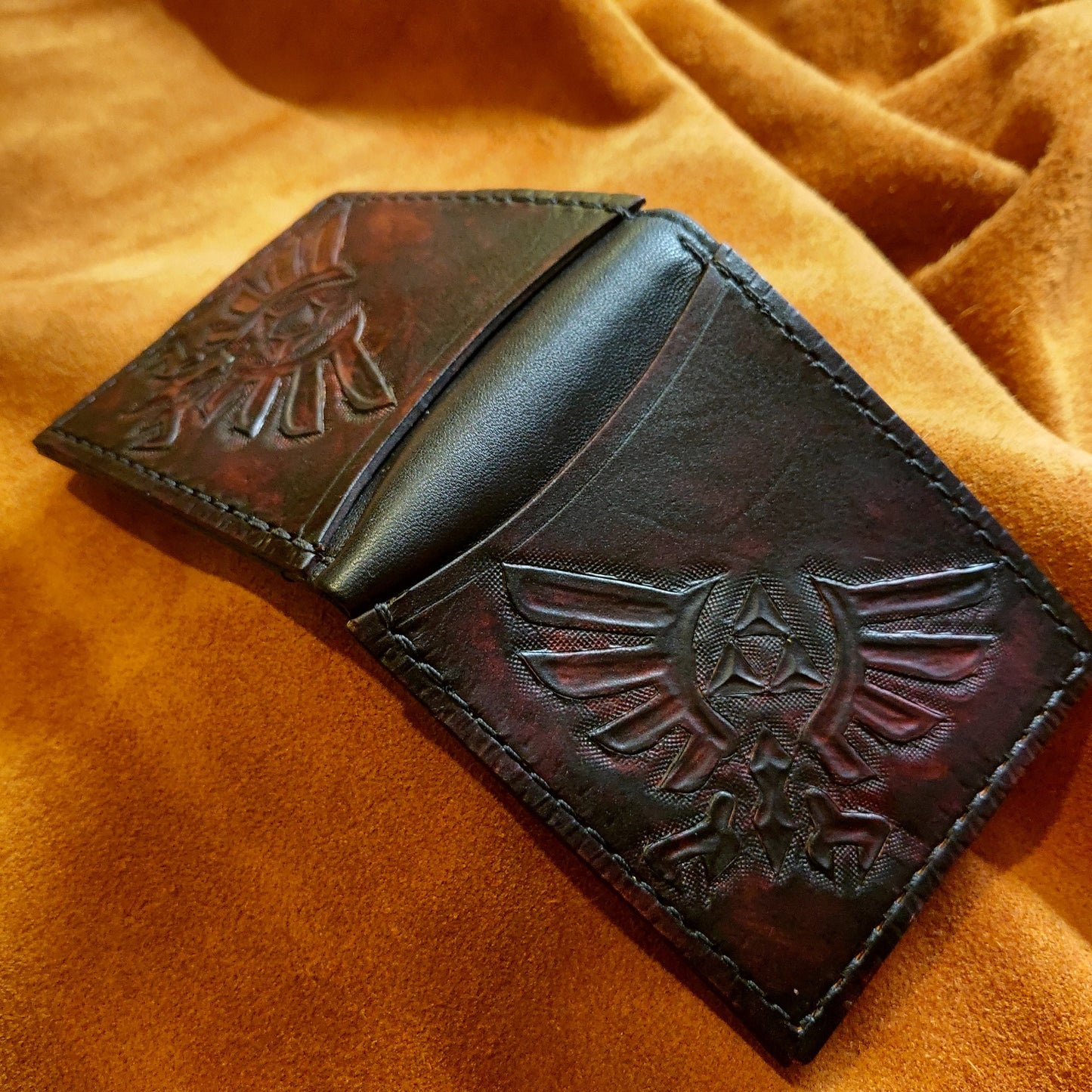 Double Hyrule Crest leather wallet- Dark Brown version - Leather Bifold Wallet - Handcrafted Legend of Zelda Wallet - Link Wallet