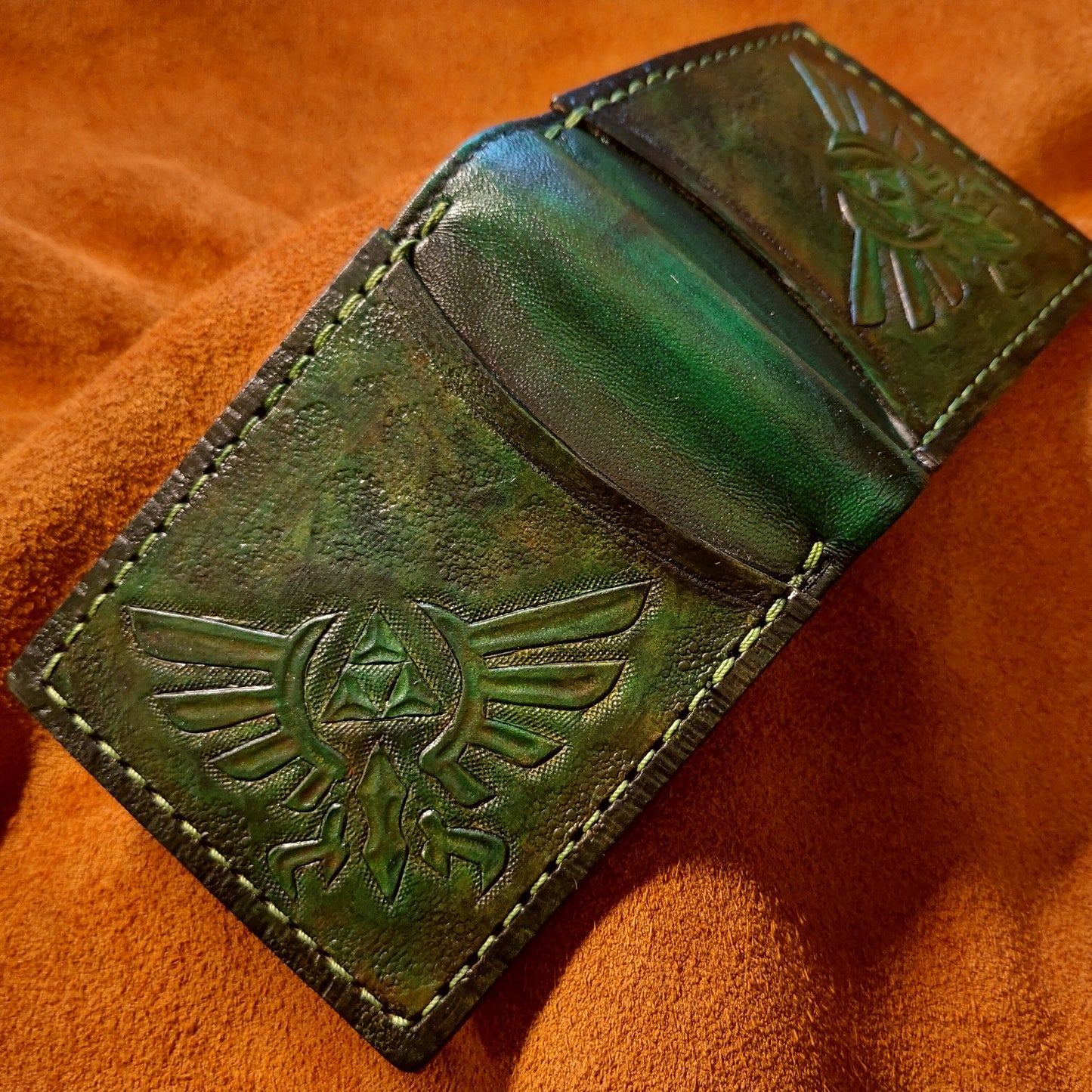 Double Hyrule Crest kokiri green version - Dark Brown version - Leather Bifold Wallet - Handcrafted Legend of Zelda Wallet - Link Wallet