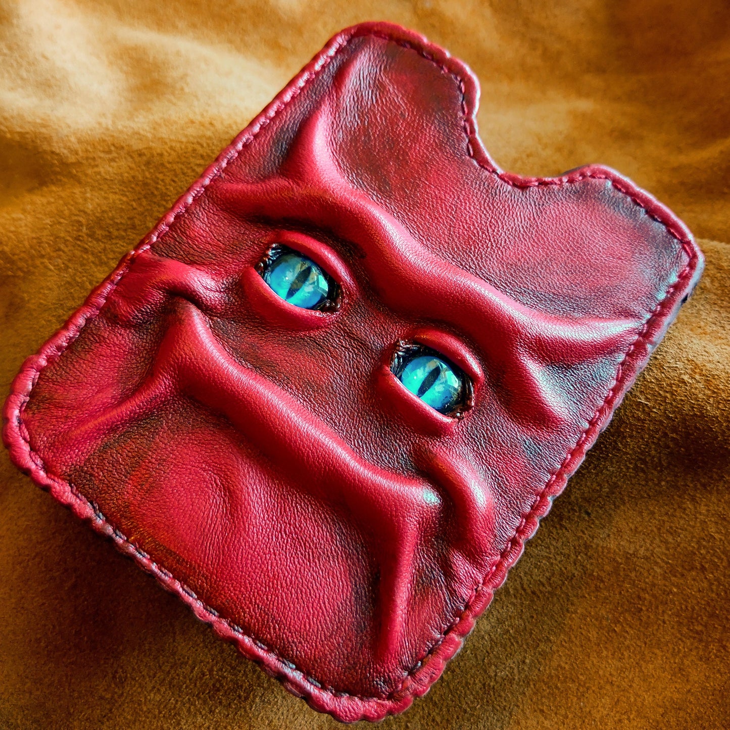 Red Monster face - Passport holder - sleeve