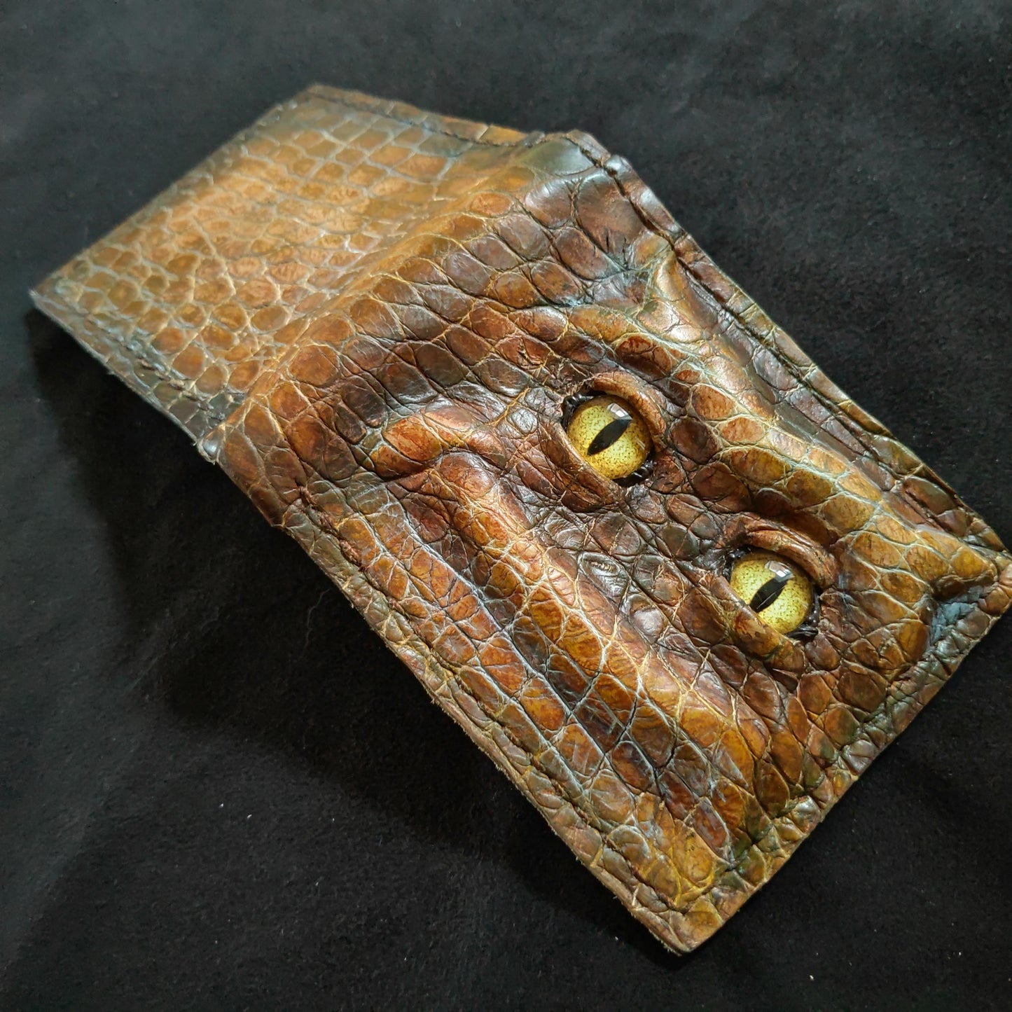 Yellow eyes Scaly Schmuggle face leather wallet - Necromonicon - demon eyes - Leather wallet.