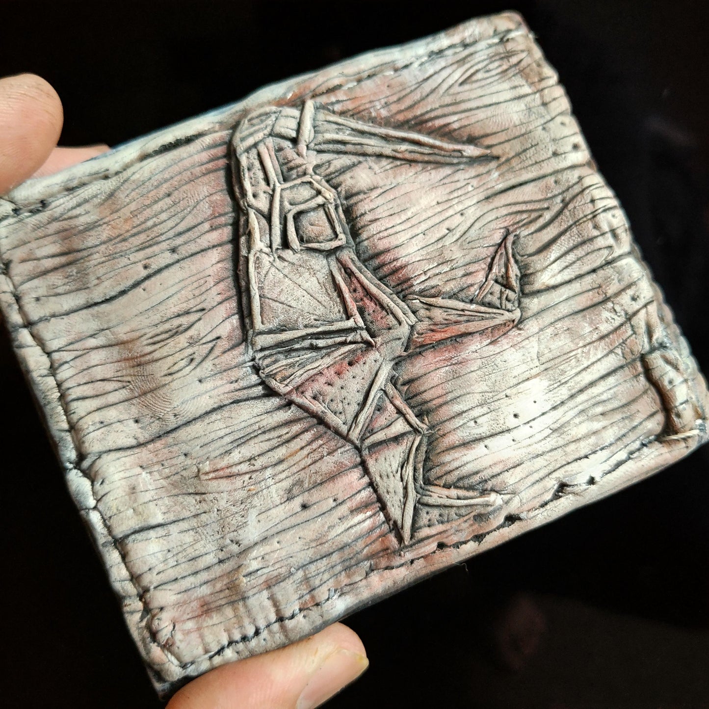 Beachwood style carved Marginalia leather wallet- Dark Brown and ivory colour - Leather Bifold Wallet - Handcrafted