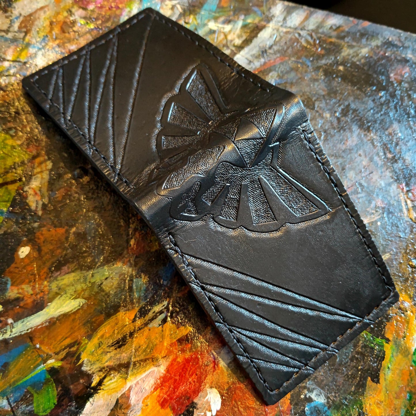 Hyrule deep carved leather wallet black - Handcrafted Legend of Zelda Wallet