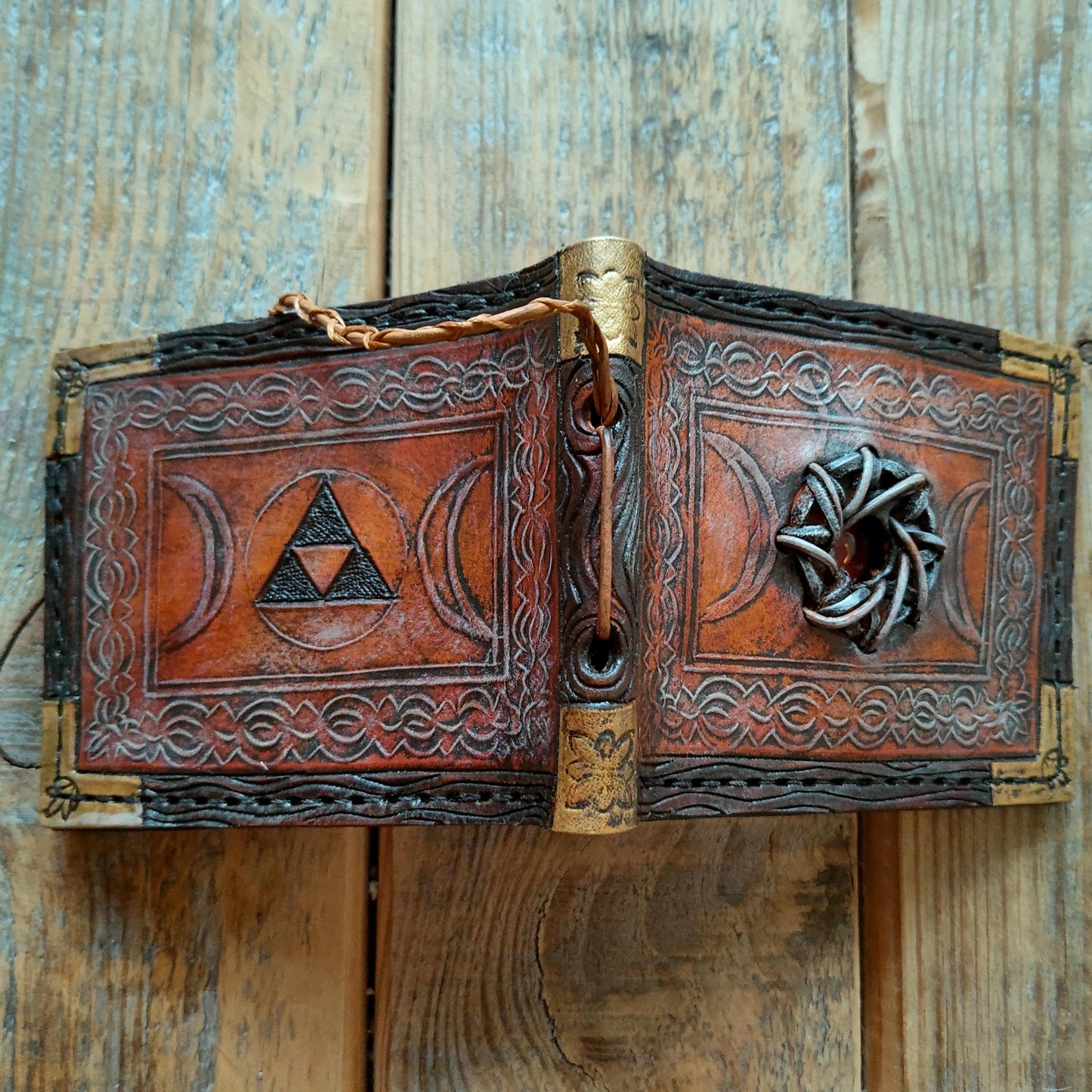 Triforce Spell book style red gem leather wallet - Mystic - Leather wallet.