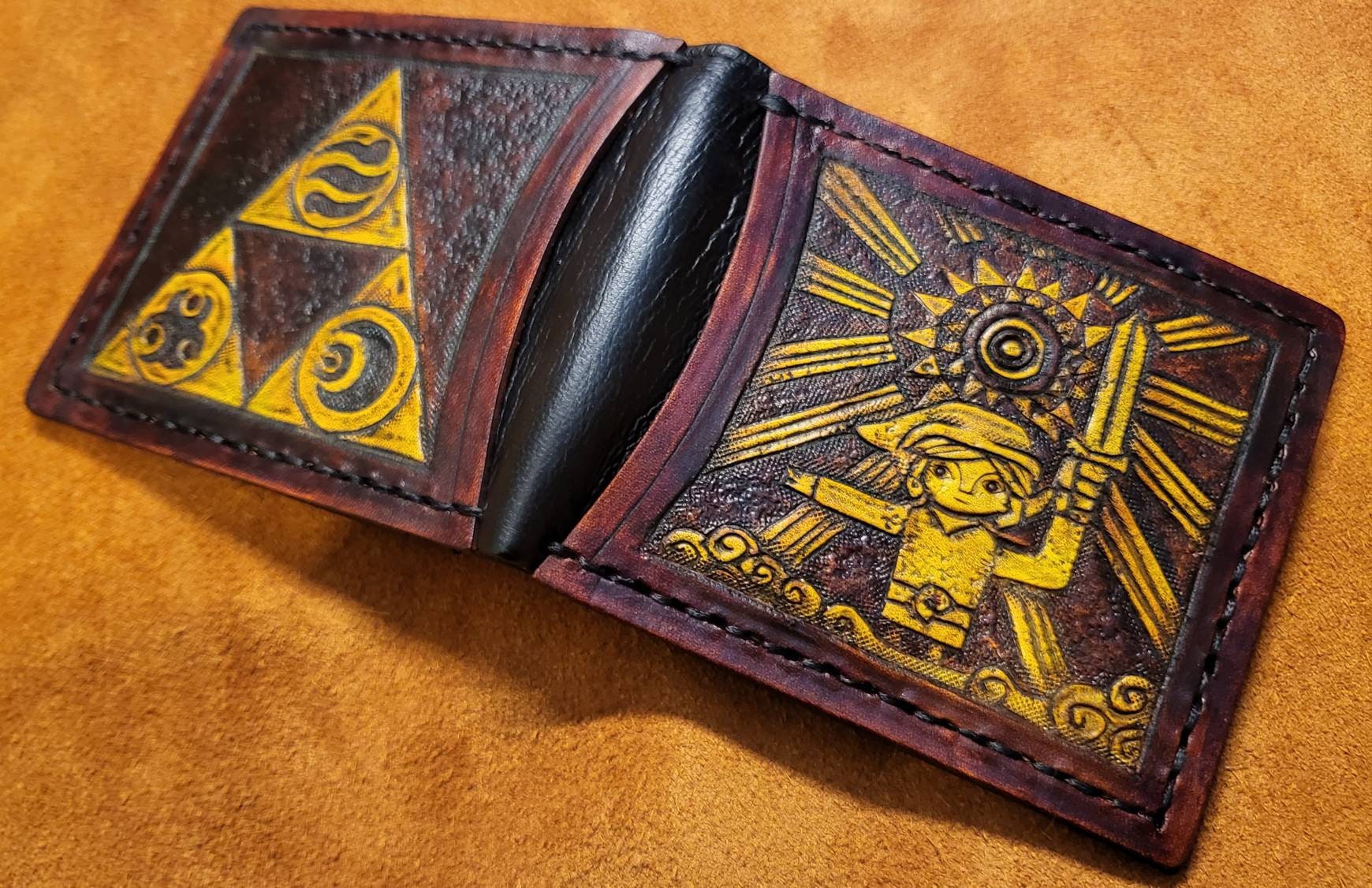 Triforce Pearls leather wallet- Dark Brown and ivory colour - Leather Bifold Wallet - Handcrafted Legend of Zelda Wallet - Link Wallet