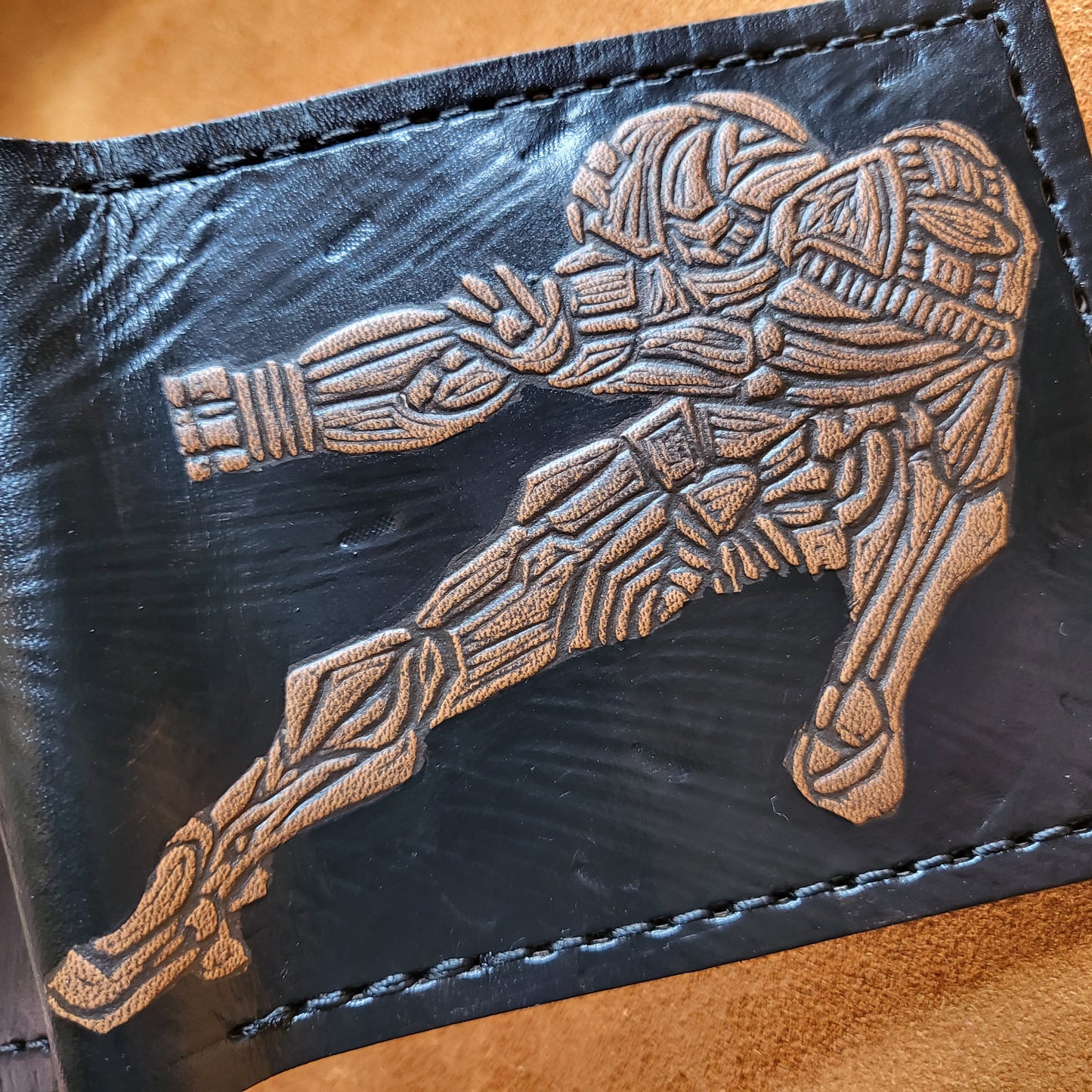 Samus and Metroid - greek pot version - Leather Bifold Wallet - Handcrafted Wallet -
