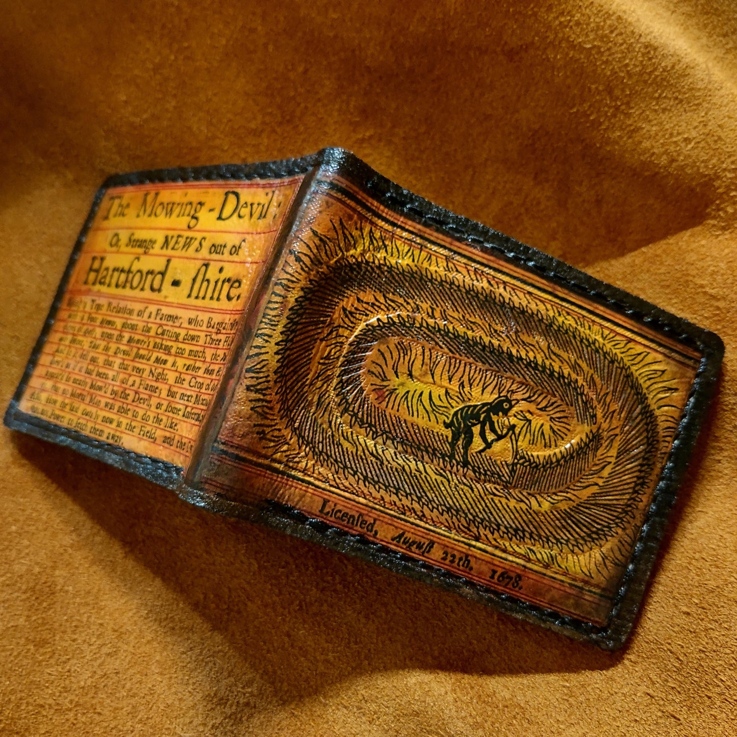 Mowing Devil - Crop Circle - leather wallet- Dark Brown and ivory colour - Leather Bifold Wallet - Handcrafted