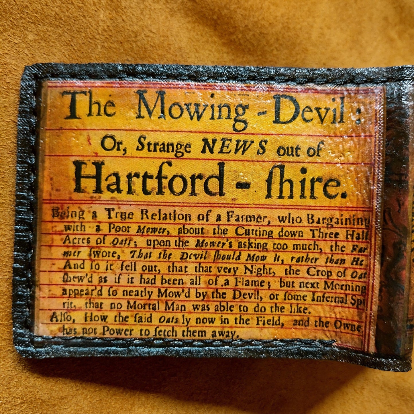 Mowing Devil - Crop Circle - leather wallet- Dark Brown and ivory colour - Leather Bifold Wallet - Handcrafted