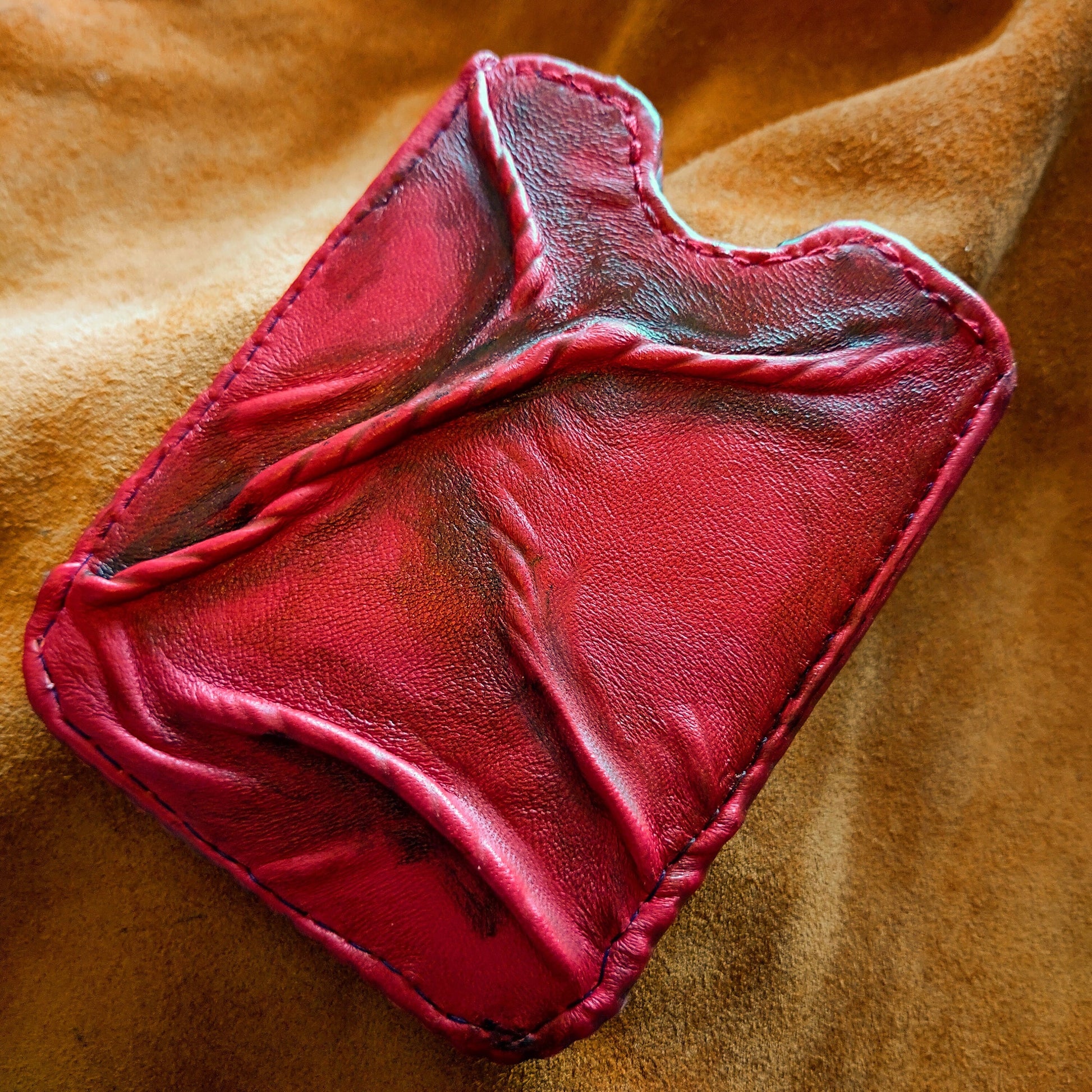 Red Monster face - Passport holder - sleeve