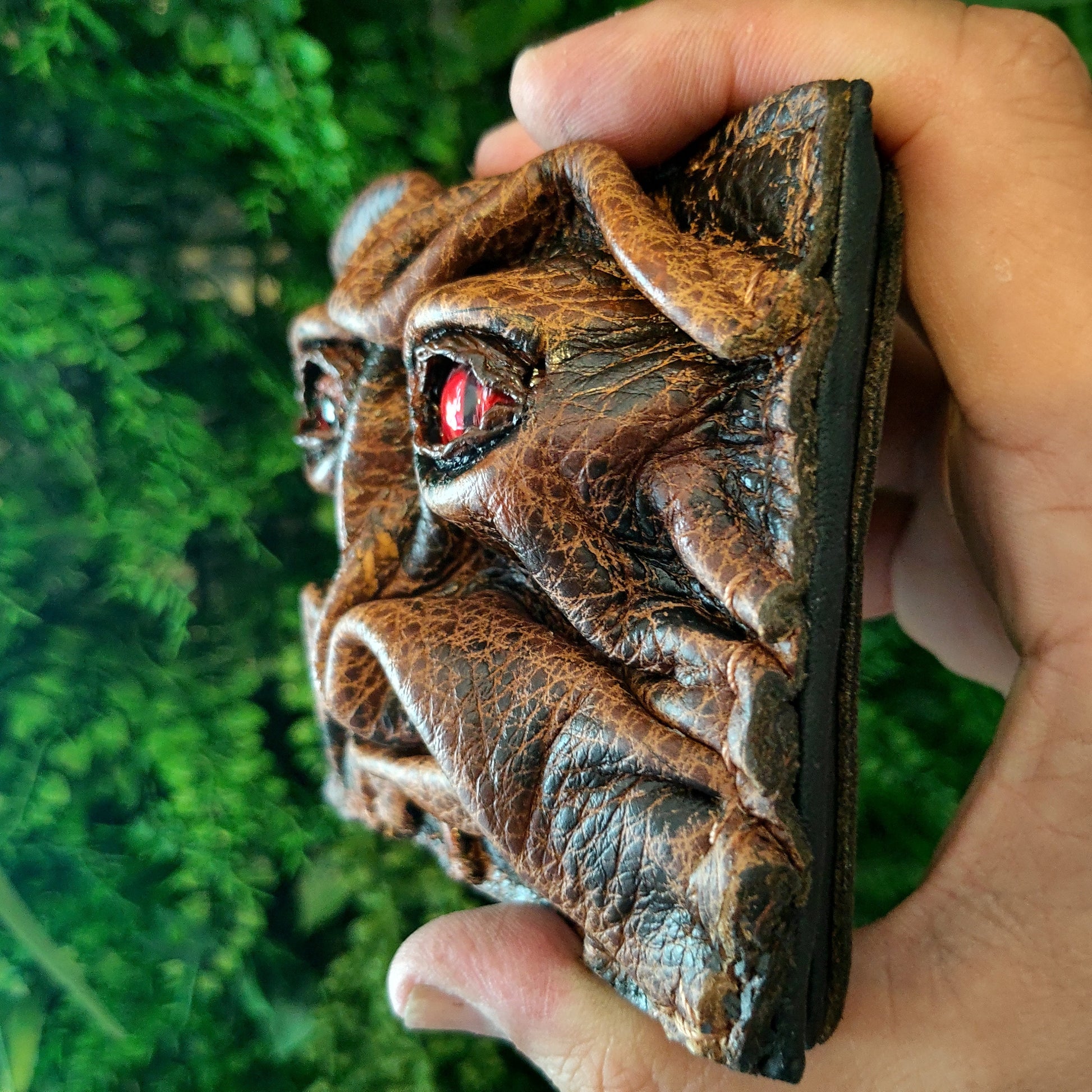 Blinking eye action - monster face - Leather wallet - Necromonicon - demon eyes -