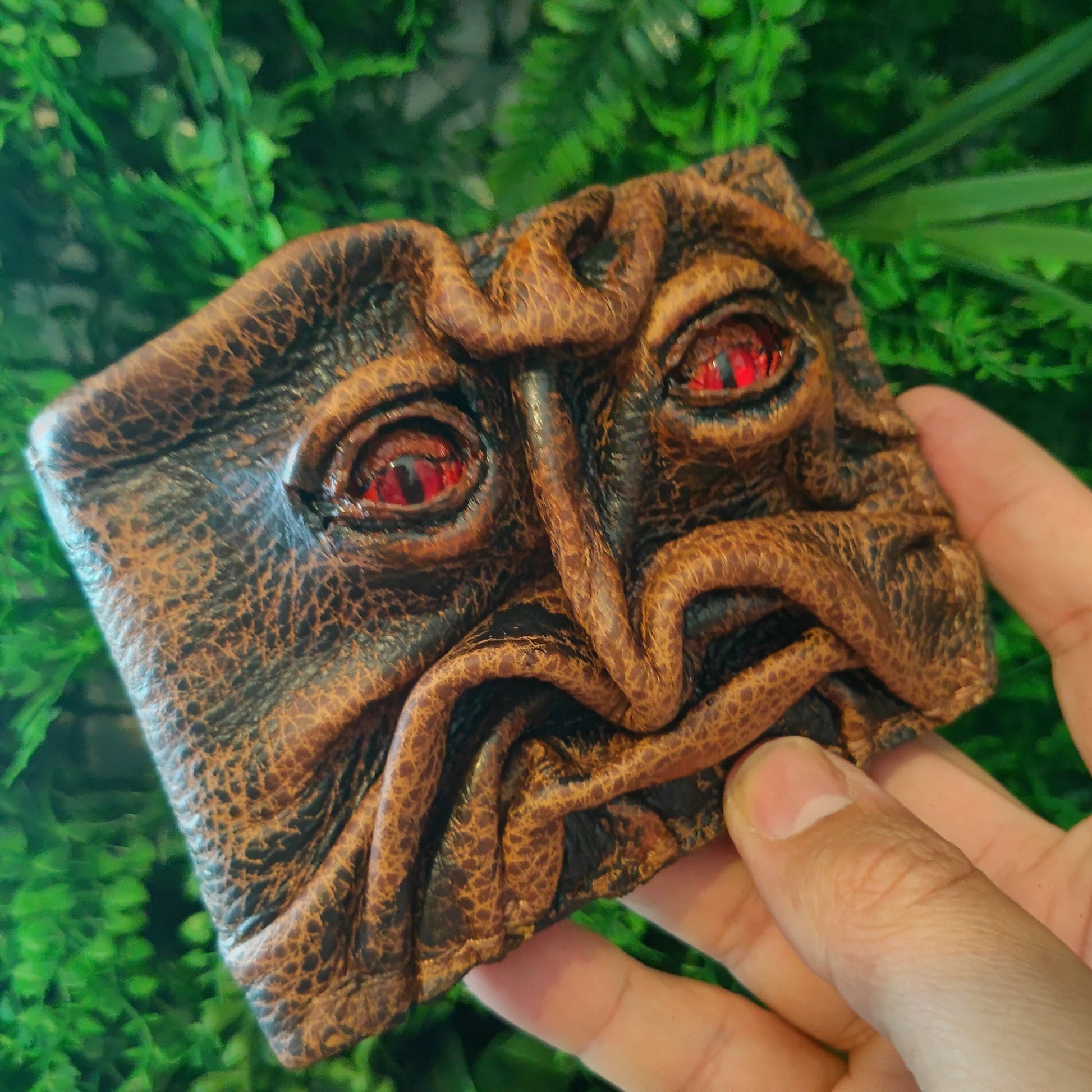 Blinking eye action - monster face - Leather wallet - Necromonicon - demon eyes -