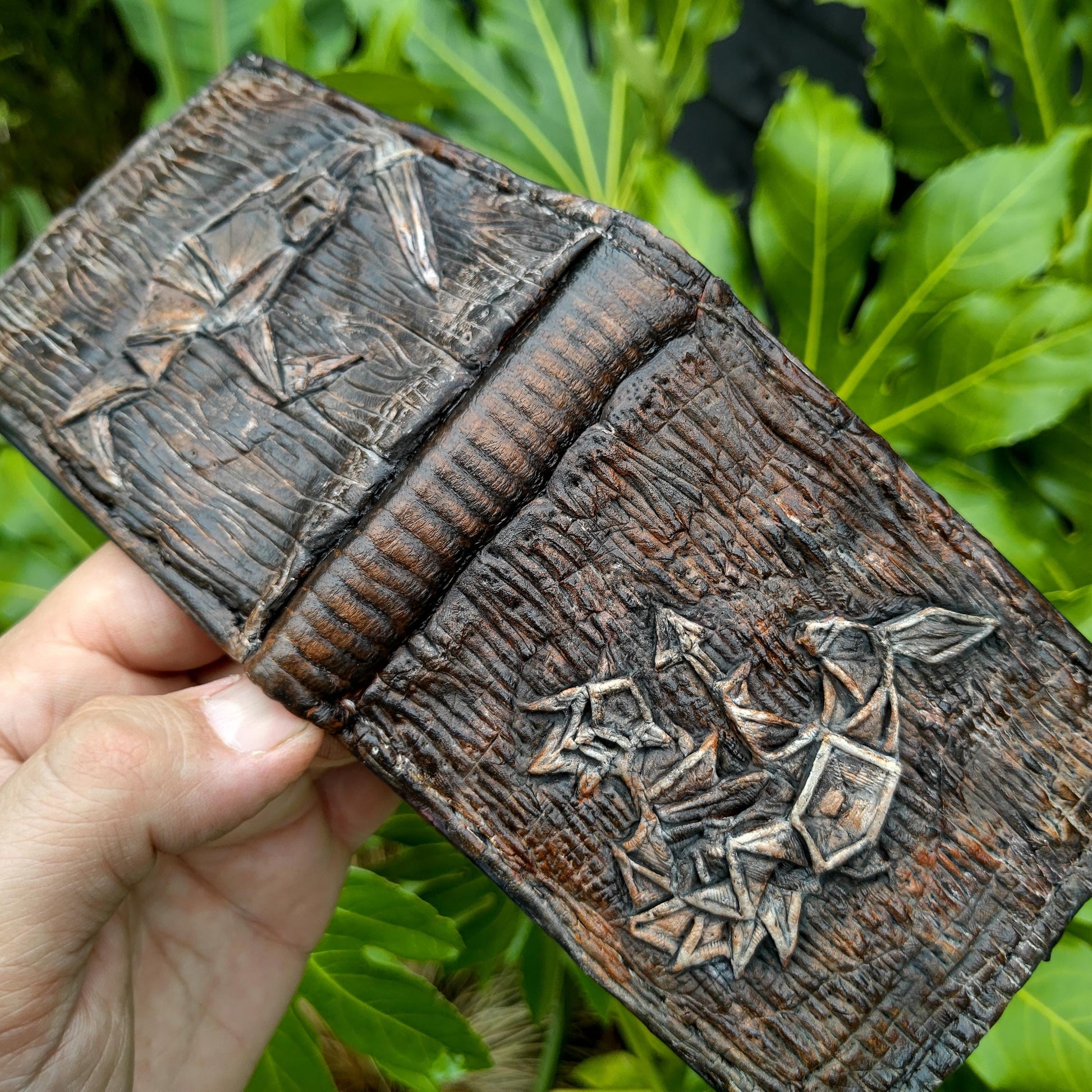 Dark wood style carved Marginalia leather wallet- Dark Brown and ivory colour - Leather Bifold Wallet - Handcrafted