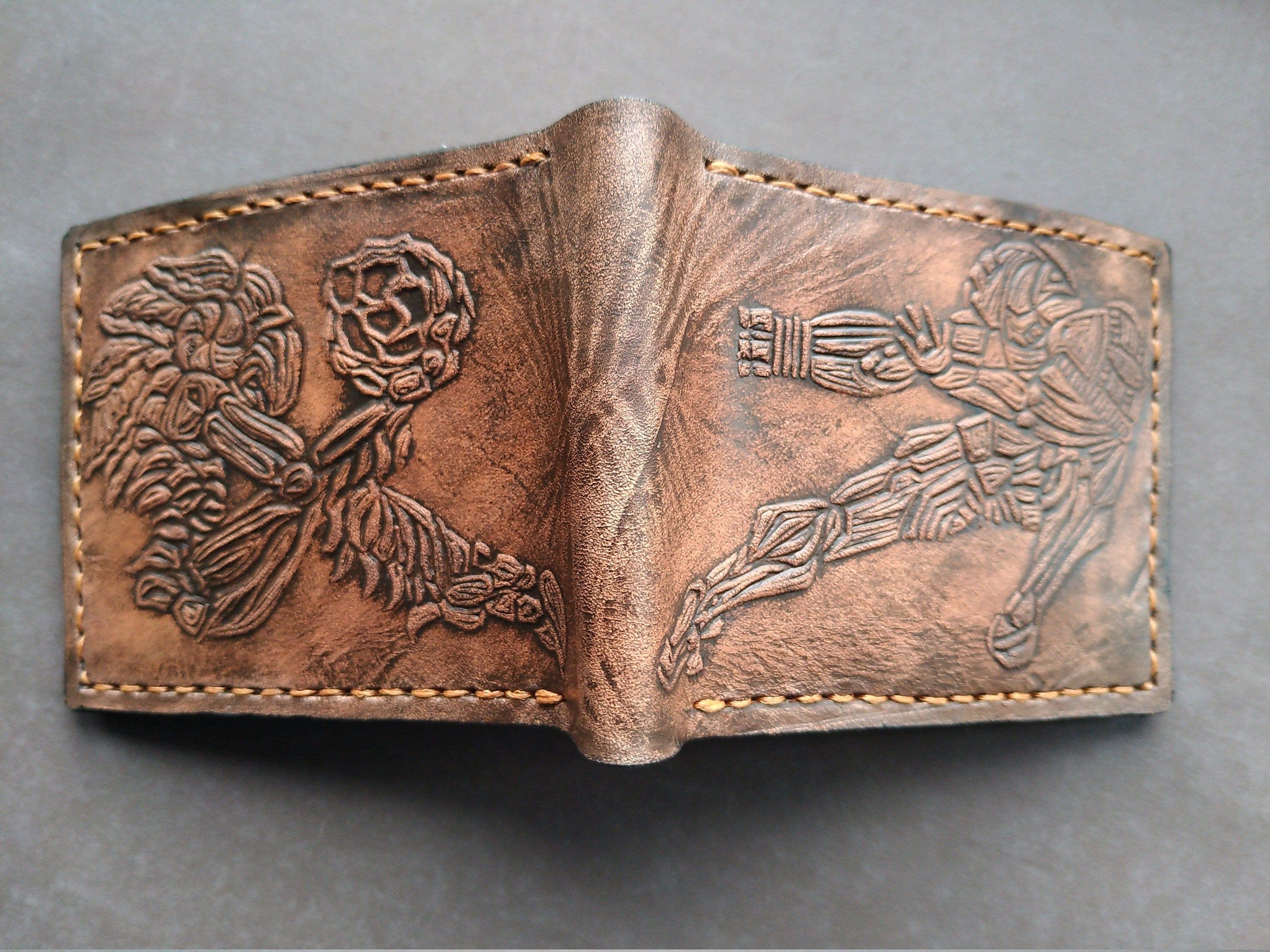 Samus and Ancient Chozo - brown- Leather Bifold Wallet - Handcrafted Wallet -