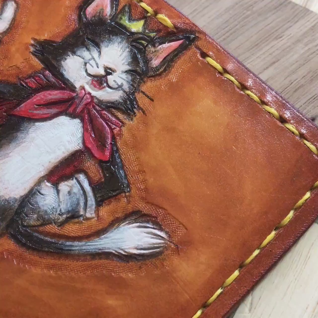 Cait Sith Shinra - Bi fold leather wallet - FF7 -
