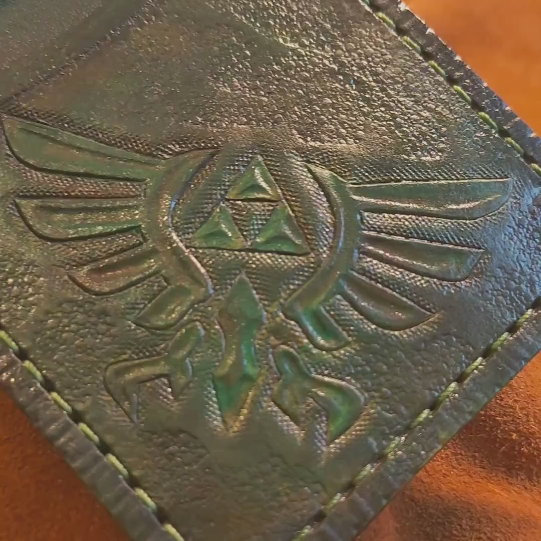Double Hyrule Crest kokiri green version - Dark Brown version - Leather Bifold Wallet - Handcrafted Legend of Zelda Wallet - Link Wallet