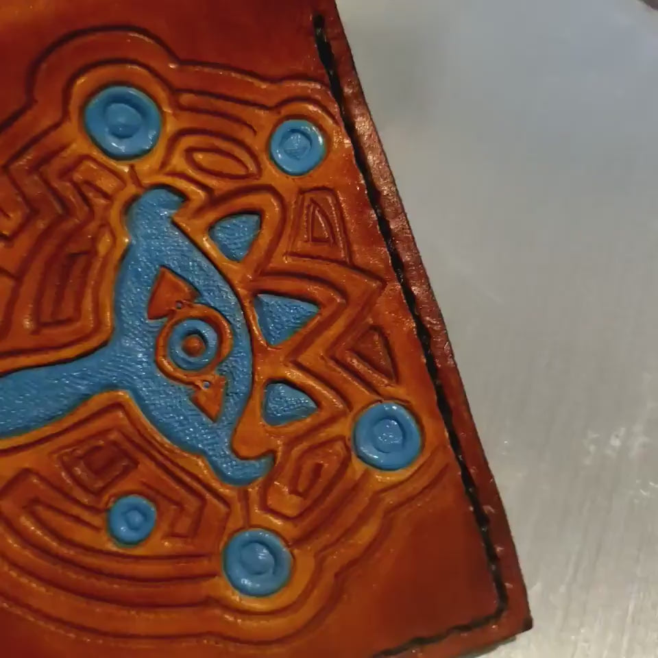 Breath of the Wild leather wallet- Leather Bifold Wallet - Handcrafted Legend of Zelda Wallet - Link Wallet