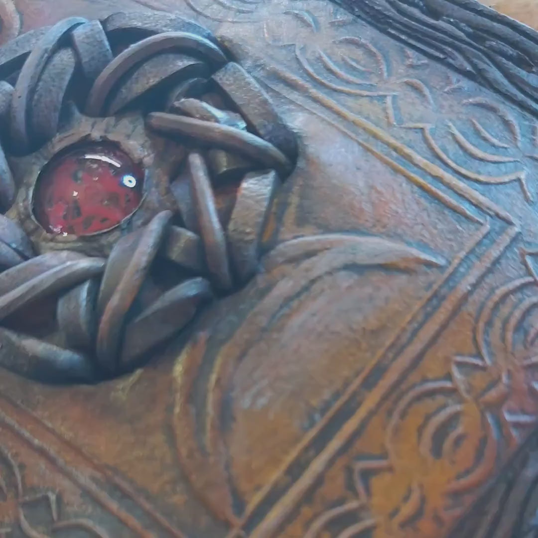 Spell book style wallet red gem version - Mystic - Leather wallet.