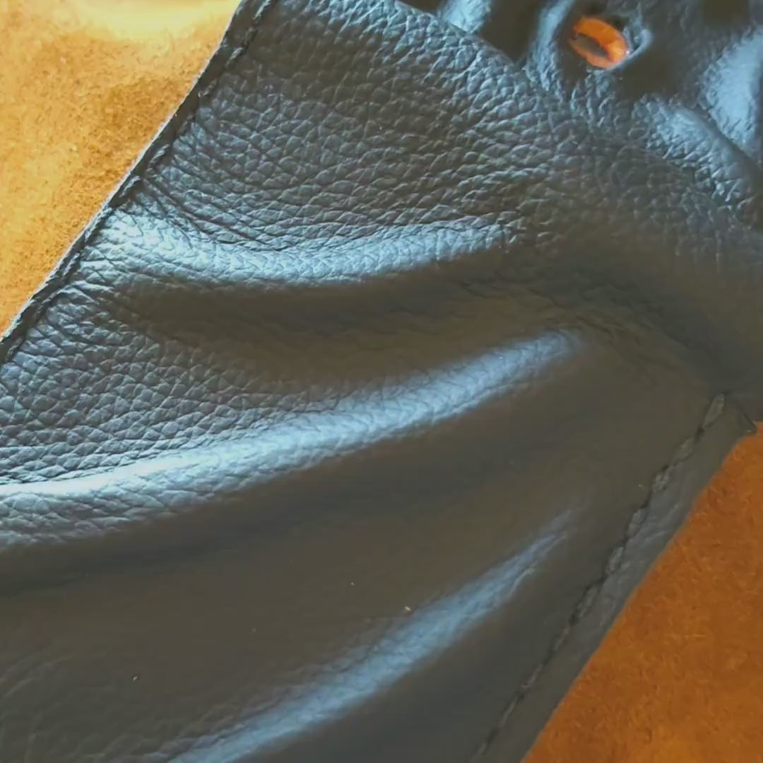 Amber Glum Schmuggle face leather wallet - Necromonicon - demon eyes - Leather wallet.