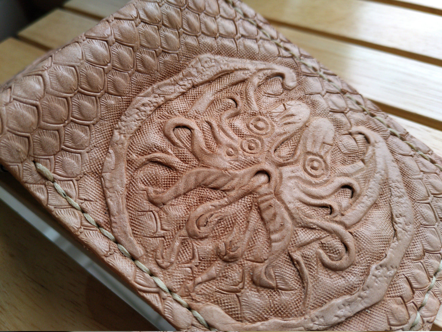 Cthulhu emblem - tan version - no paint - Leather wallet.