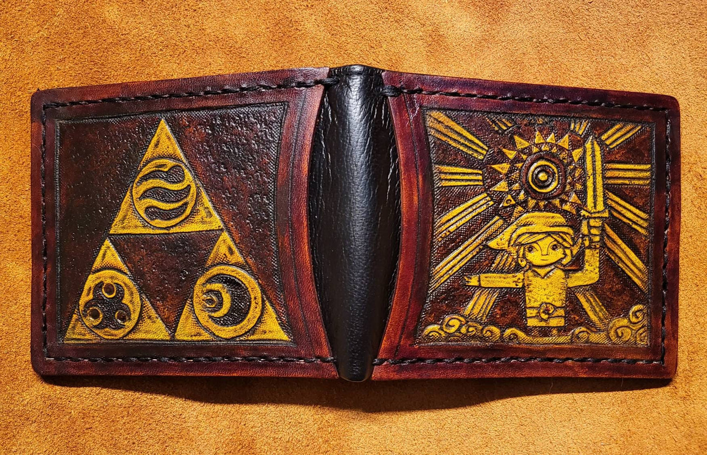 Triforce Pearls leather wallet- Dark Brown and ivory colour - Leather Bifold Wallet - Handcrafted Legend of Zelda Wallet - Link Wallet